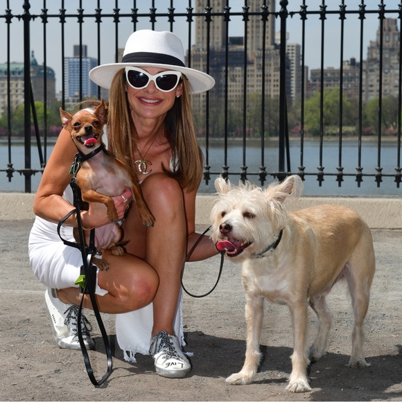 Meet your Posher, Kelly - Picture 2 of 3